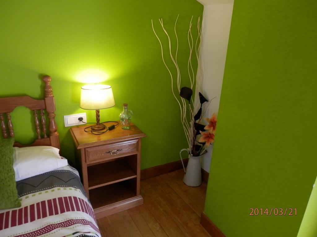 Hostal Ezkurra מראה חיצוני תמונה